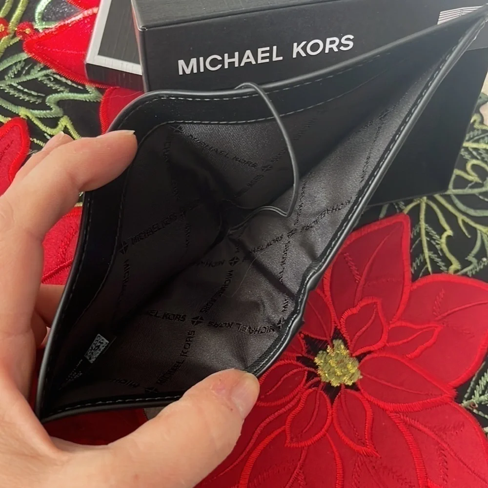 Brand New Michael Kors Genuine Leather Luggage Slim Billfold Wallet Metal Logo